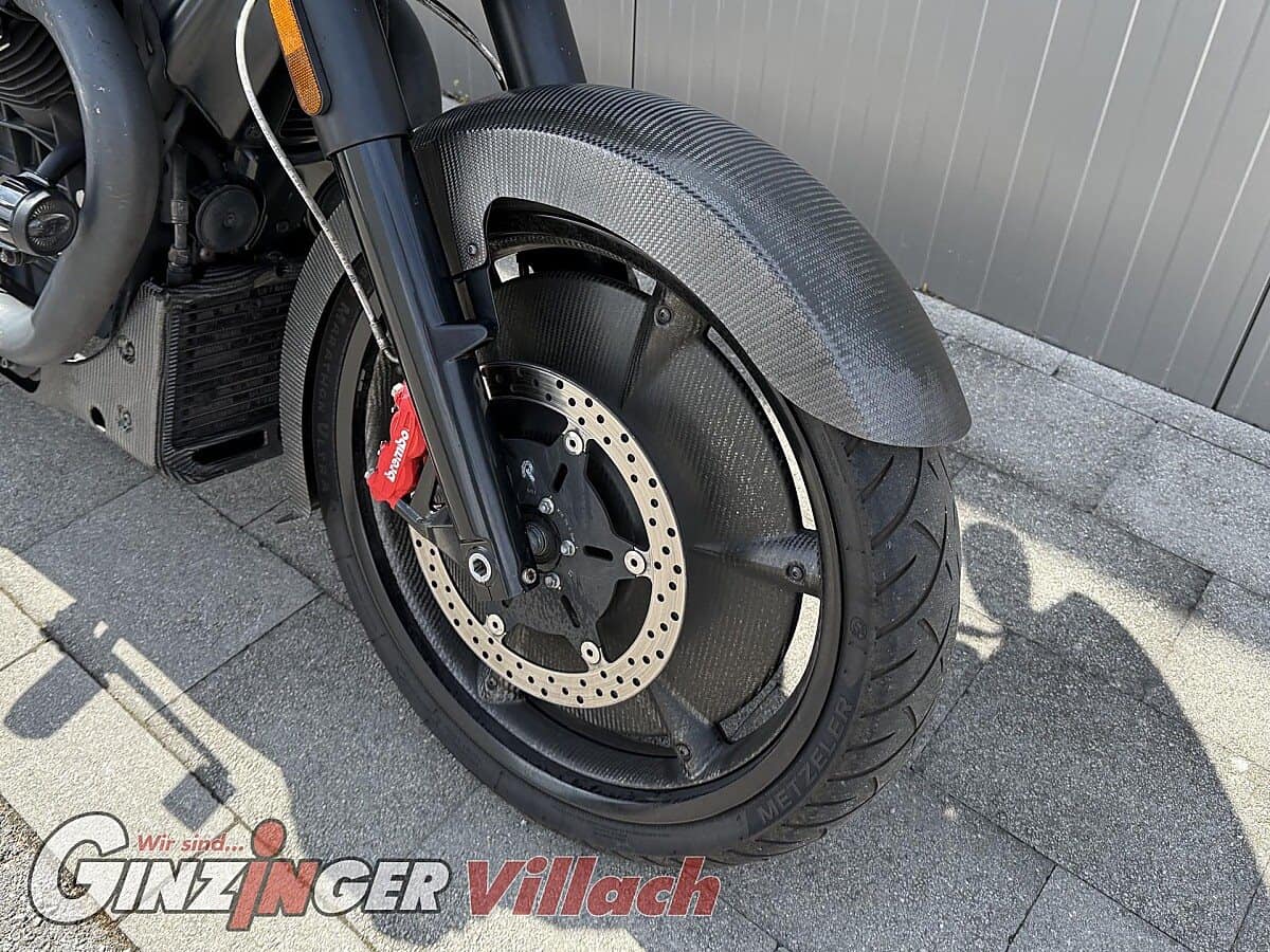 g-000352-g_W3521210_10-moto-guzzi-mgx-21-639200308329117800