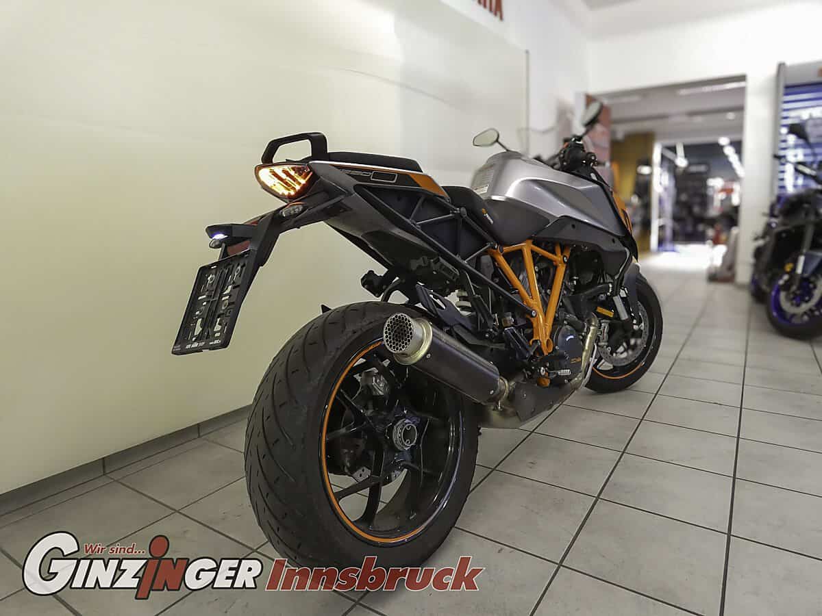 g-000353-g_W3538015_5-ktm-duke-1290-gt-639200306876977840
