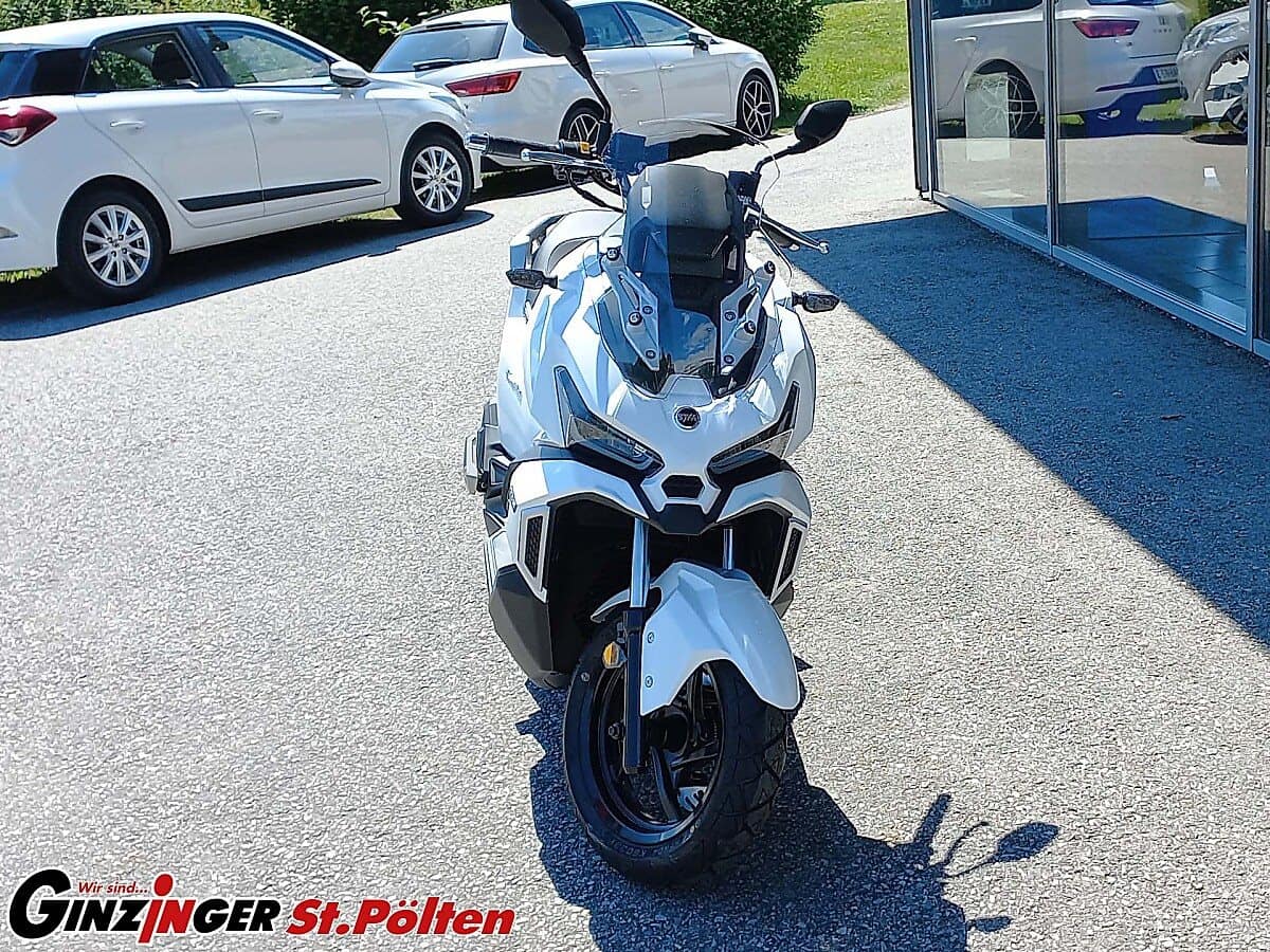 g-000353-g_W3539969_4-sym-adx-125-639206357326320820