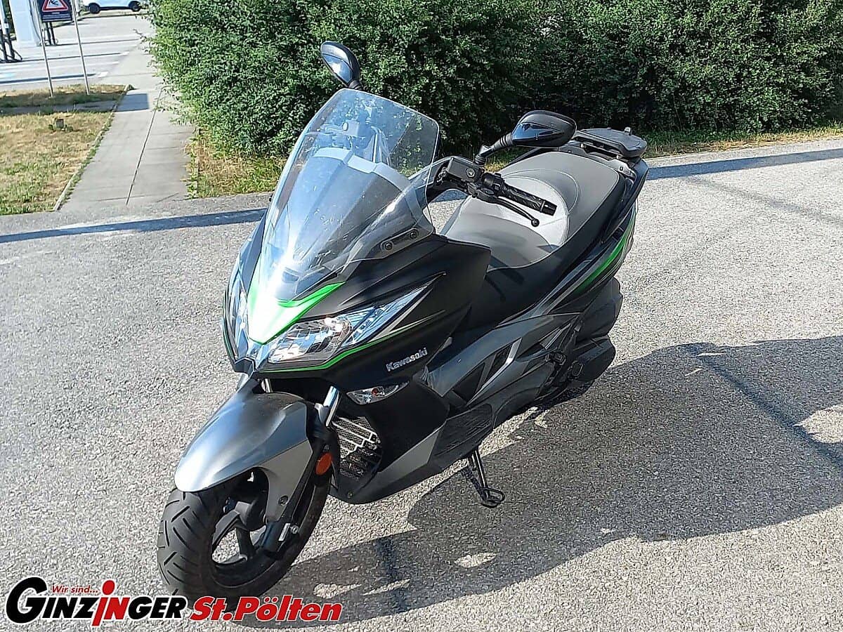 J300