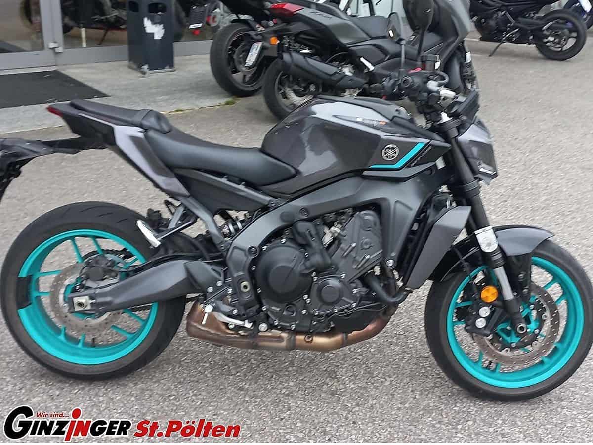 g-000346-g_W3466814_5-yamaha-mt-09-y-amt-639212440312011930