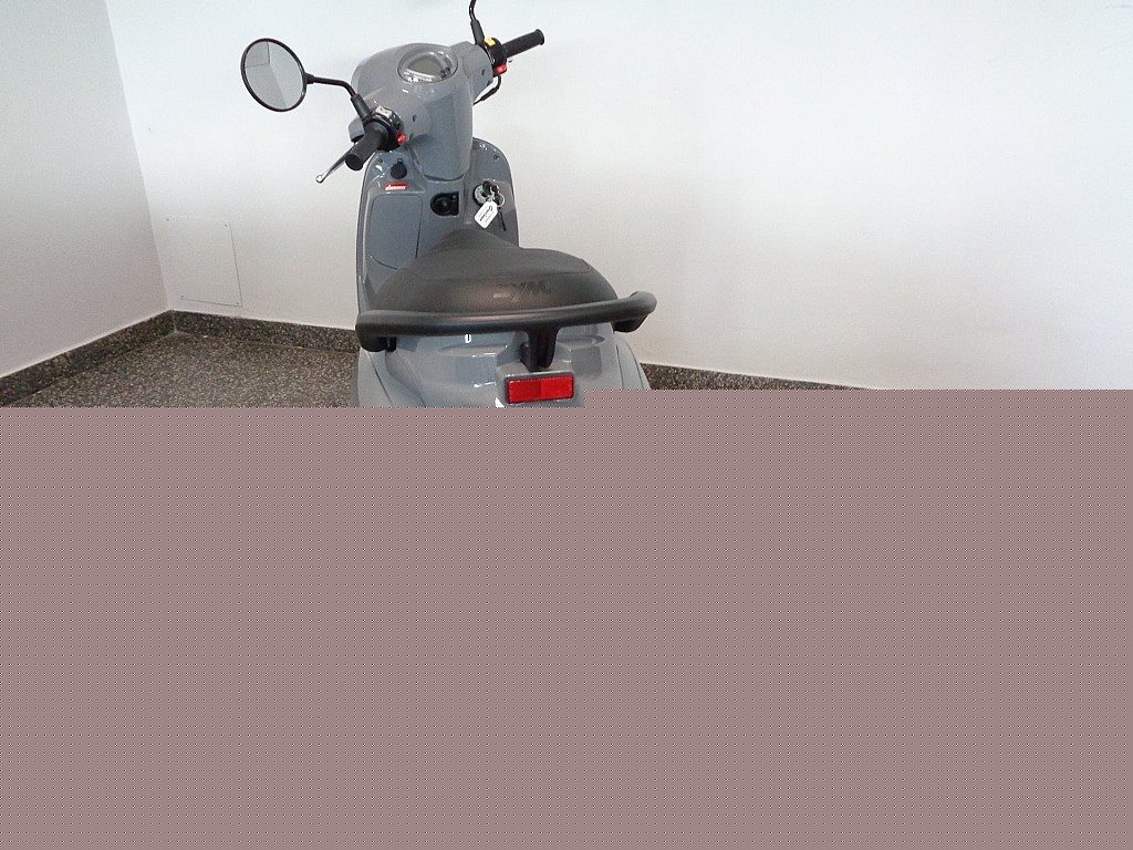 g-000346-g_W3466864_6-sym-fiddle-50i-neufahrzeug-639212442863761690