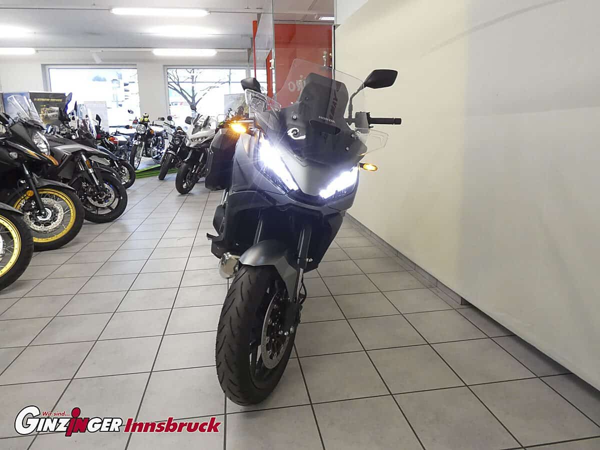 g-000352-g_W3524395_14-honda-nt-1100-dct-639212440908391610