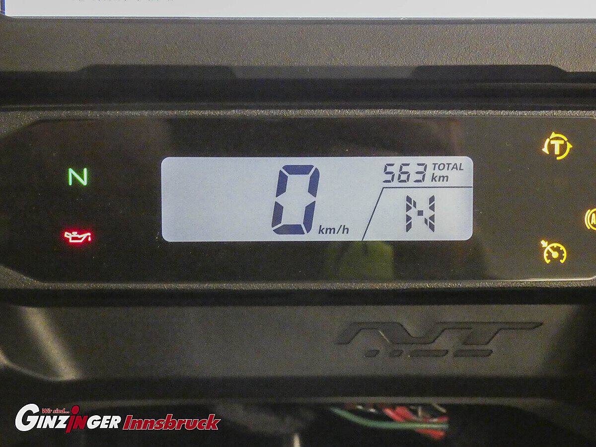g-000352-g_W3524395_15-honda-nt-1100-dct-639232598621032220