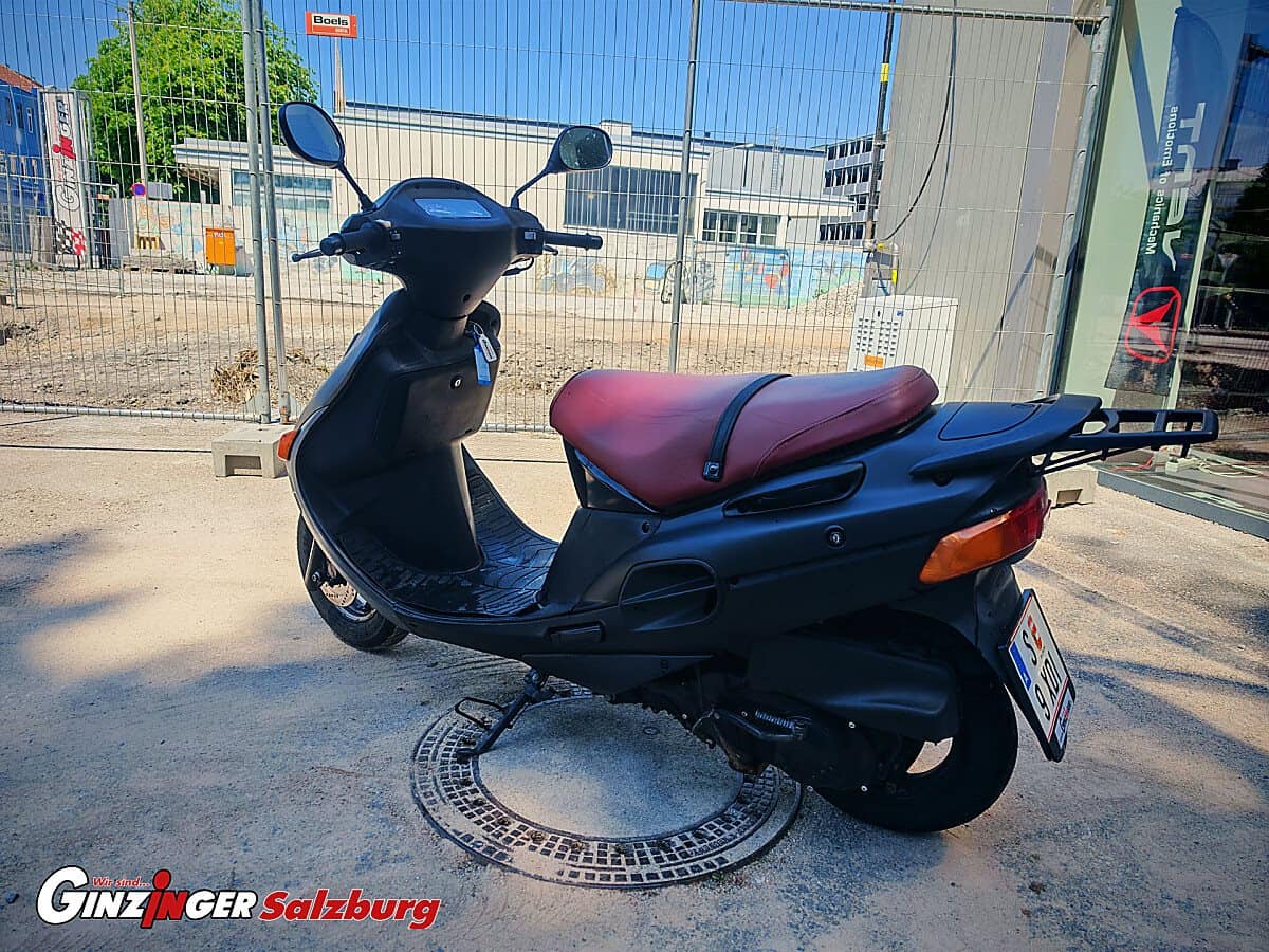 g-000354-g_W3544389_2-suzuki-an-125-sehr-leicht-639212438826371690
