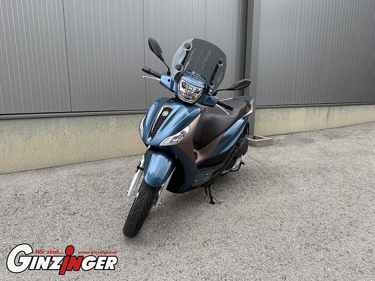 g-000356-g_W3569639_2-piaggio-medley-150-639212445291111070
