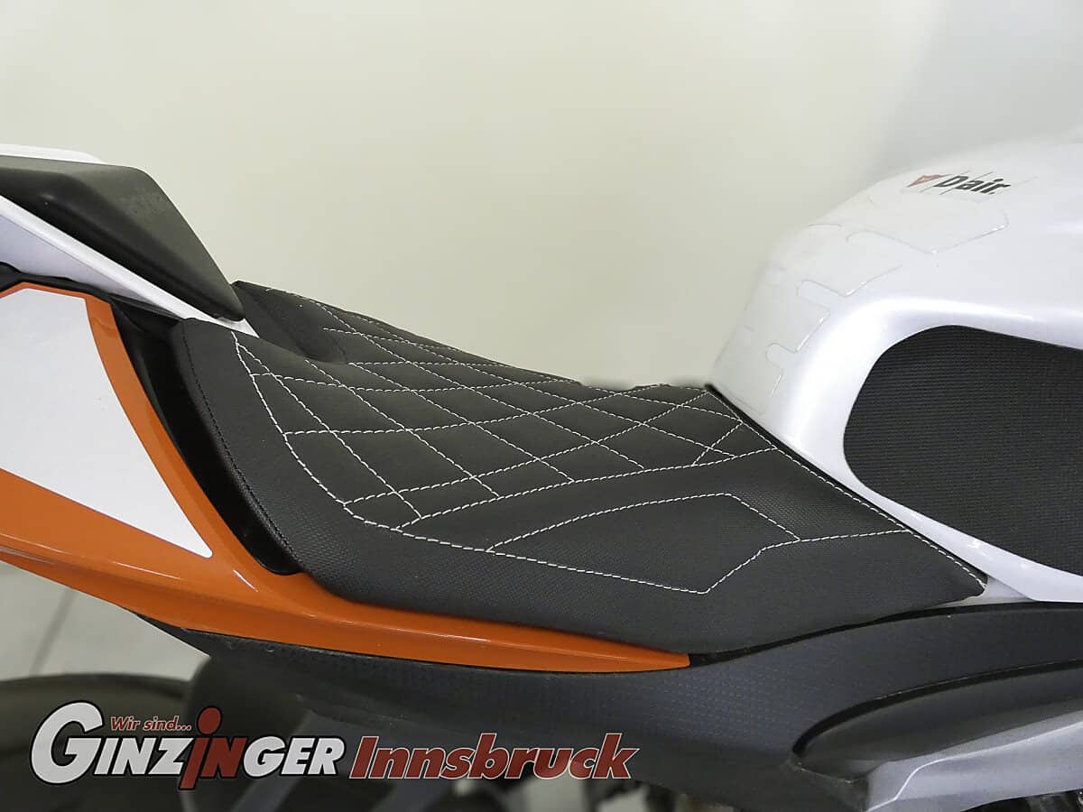 g-000358-g_W3581877_11-aprilia-rs-660-extrema-639224535996097990