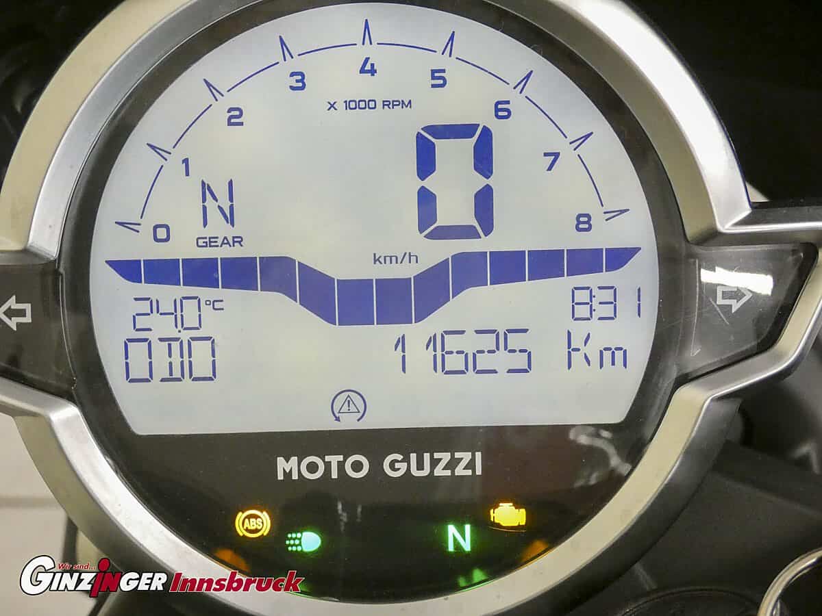 g-000358-g_W3581881_13-moto-guzzi-v7-stone-ten-639217050779684120