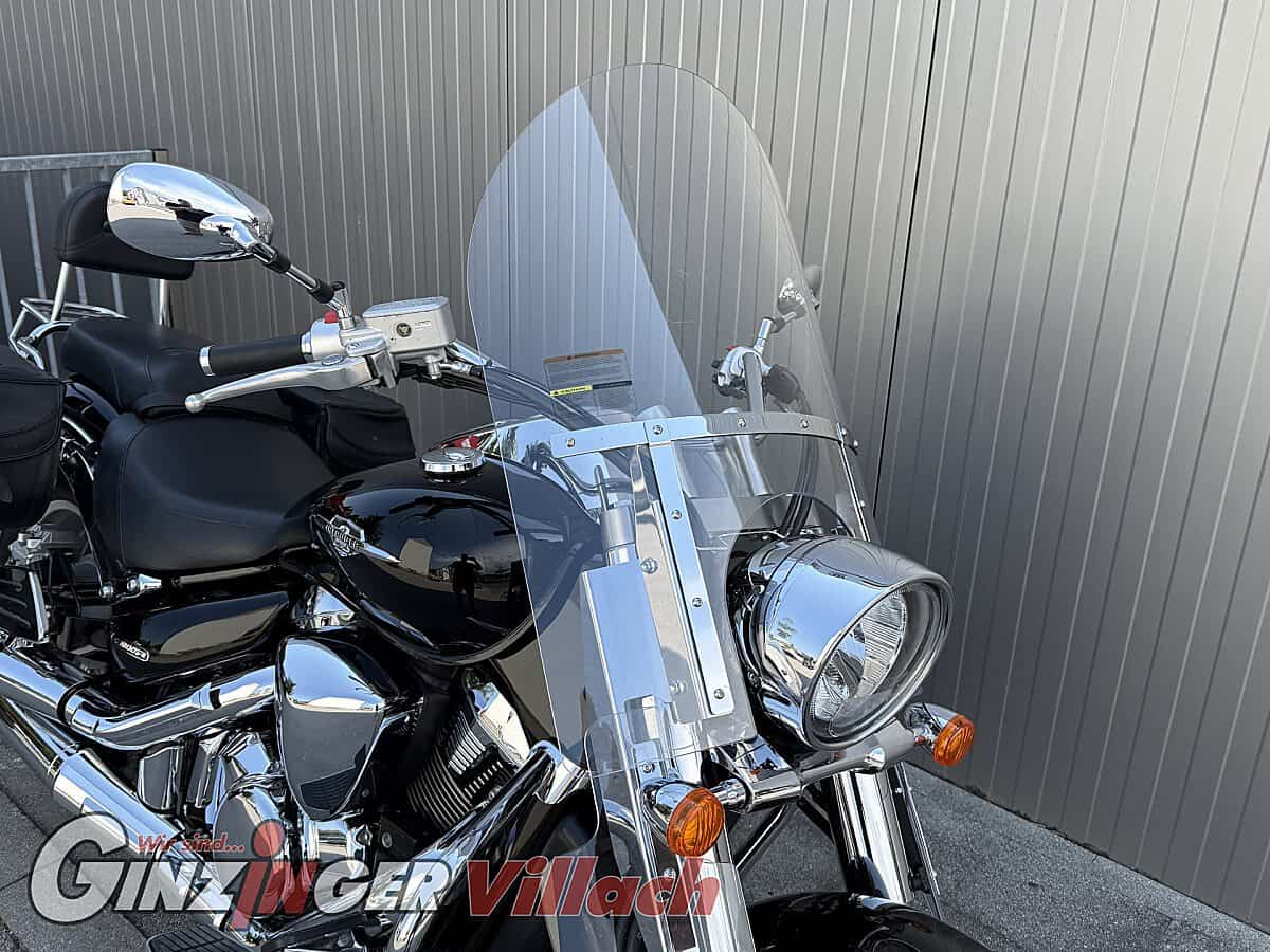 g-000358-g_W3582816_8-suzuki-intruder-1800-vlr1800-639224539001847850