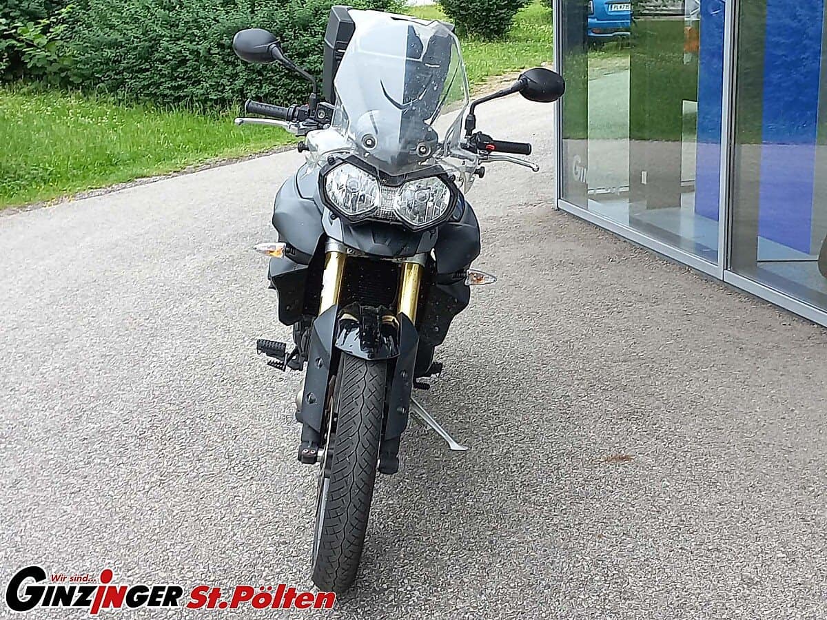 g-000355-g_W3551935_4-triumph-tiger-800-639248691844983600