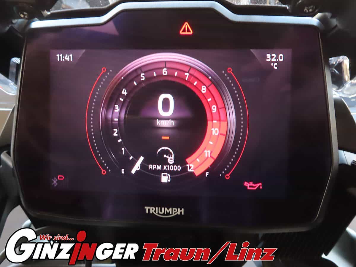 g-000357-g_W3572377_5-triumph-tiger-1200-rally-pro-639260791266339430
