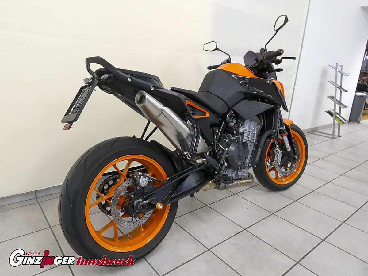 g-000358-g_W3584423_5-ktm-duke-890-639248693200413690