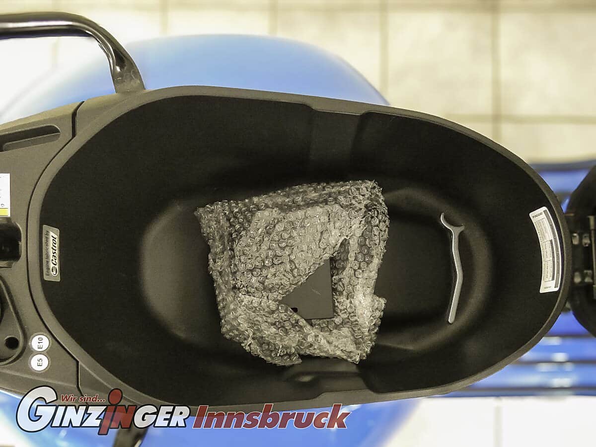 g-000359-g_W3596836_10-vespa-gts-310-s-super-sport-639260789174909960