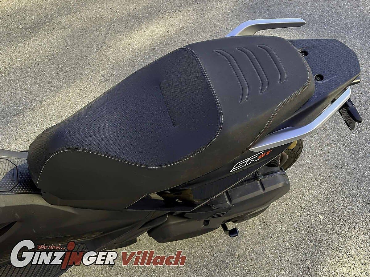 g-000360-g_W3604180_7-aprilia-sr-gt-400-639260247511326990