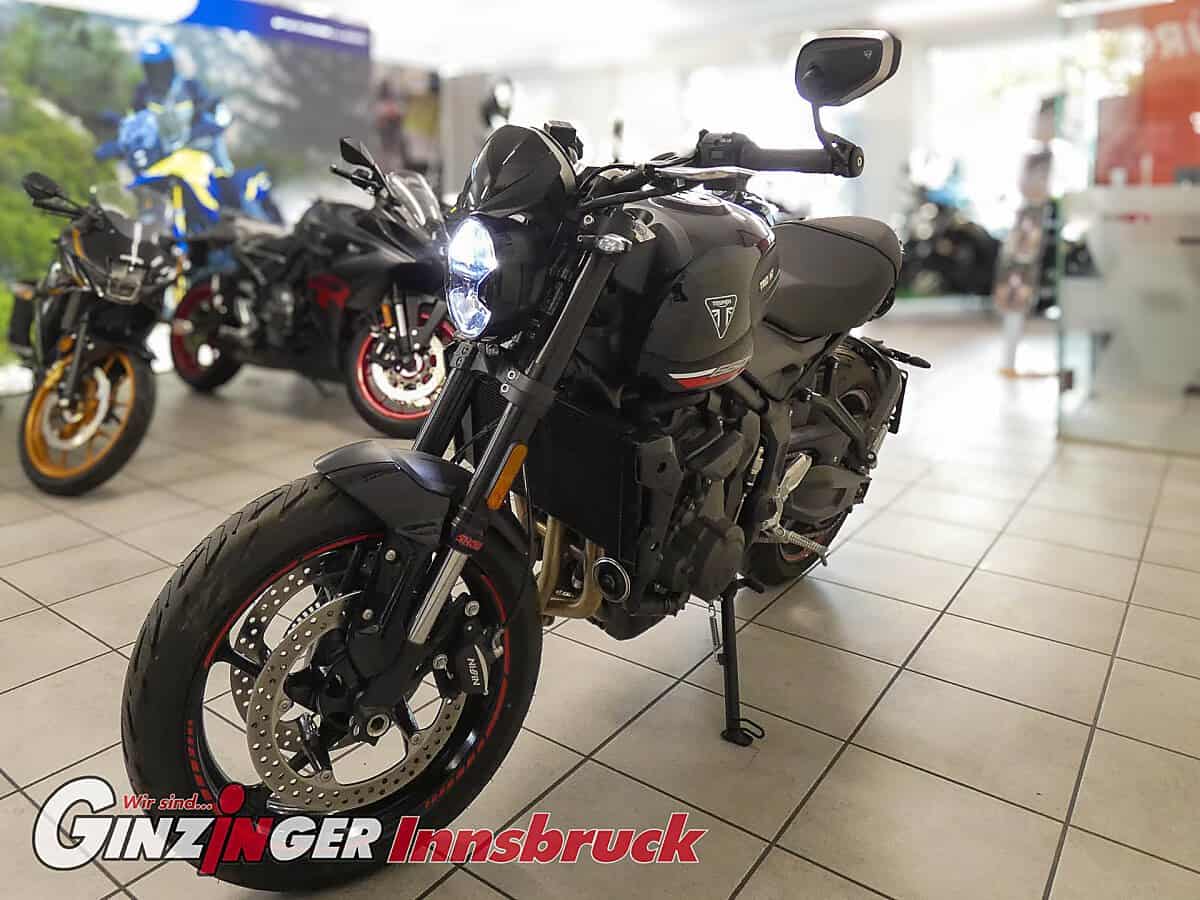 g-000359-g_W3596834_11-triumph-trident-660-639266837136192560