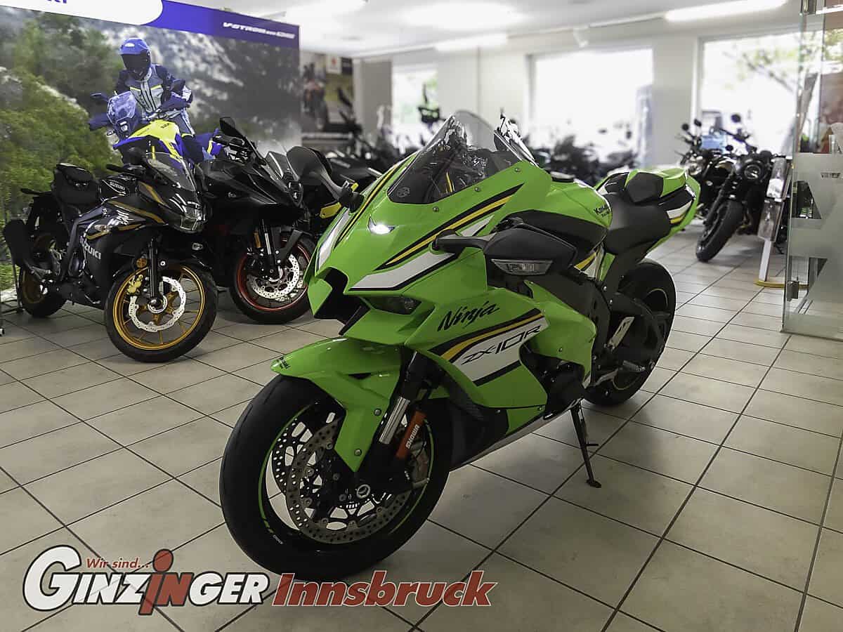 g-000361-g_W3611784_14-kawasaki-ninja-zx-10r-639272921312103350