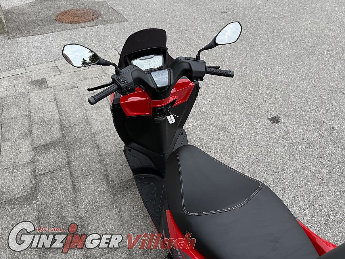 g-000361-g_W3613406_10-aprilia-sxr-50-639278973630765980