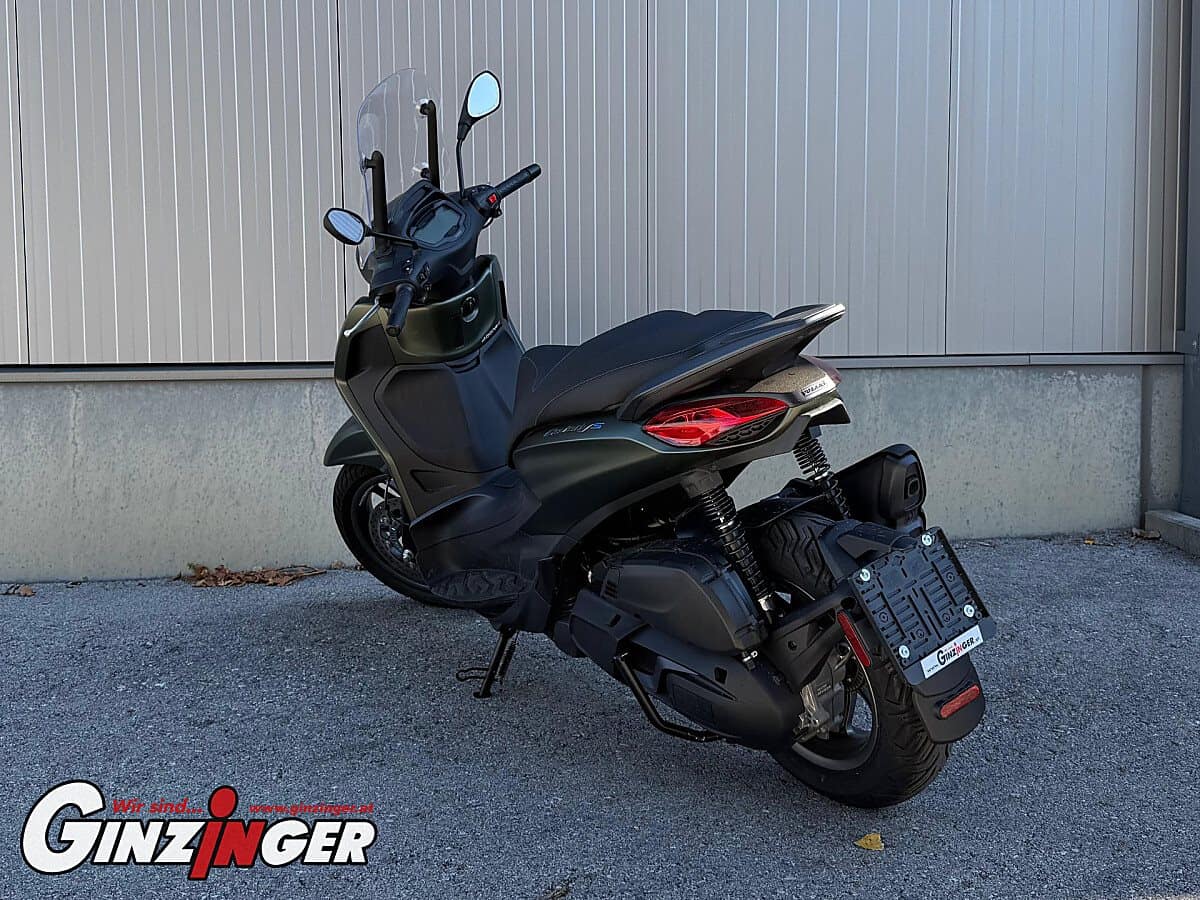 g-000362-g_W3620536_3-piaggio-beverly-s-639275456471478770