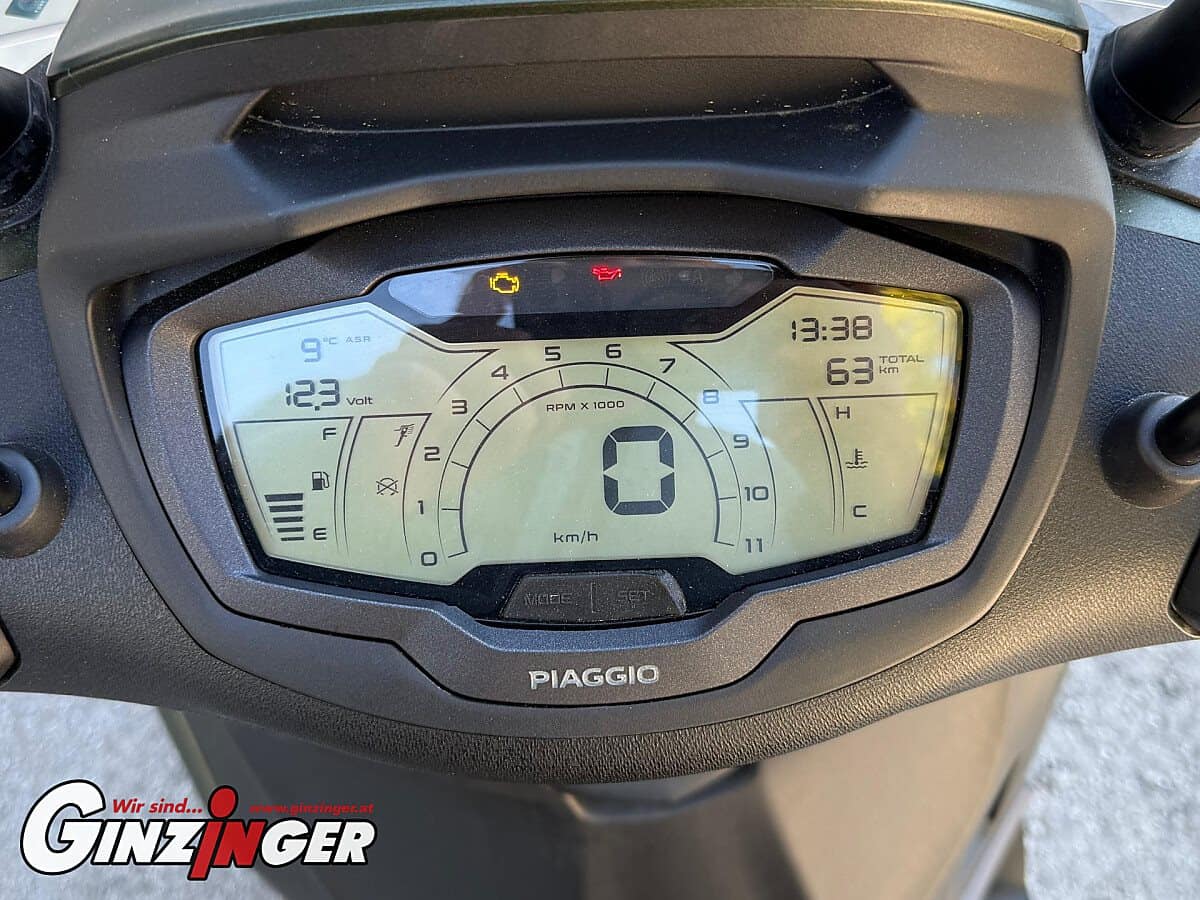 g-000362-g_W3620536_6-piaggio-beverly-s-639278974017555930