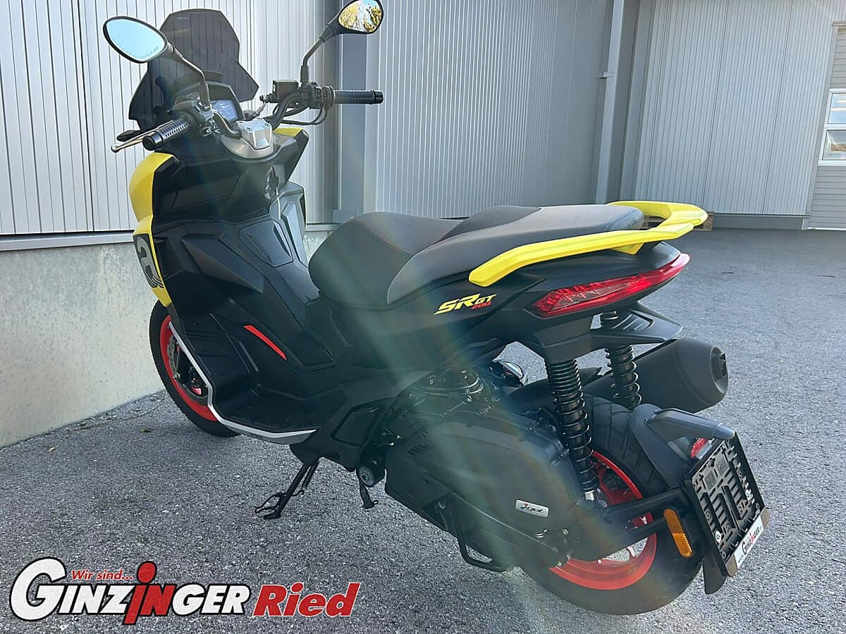 g-000362-g_W3620539_3-aprilia-sr-gt-200-639275456527108410