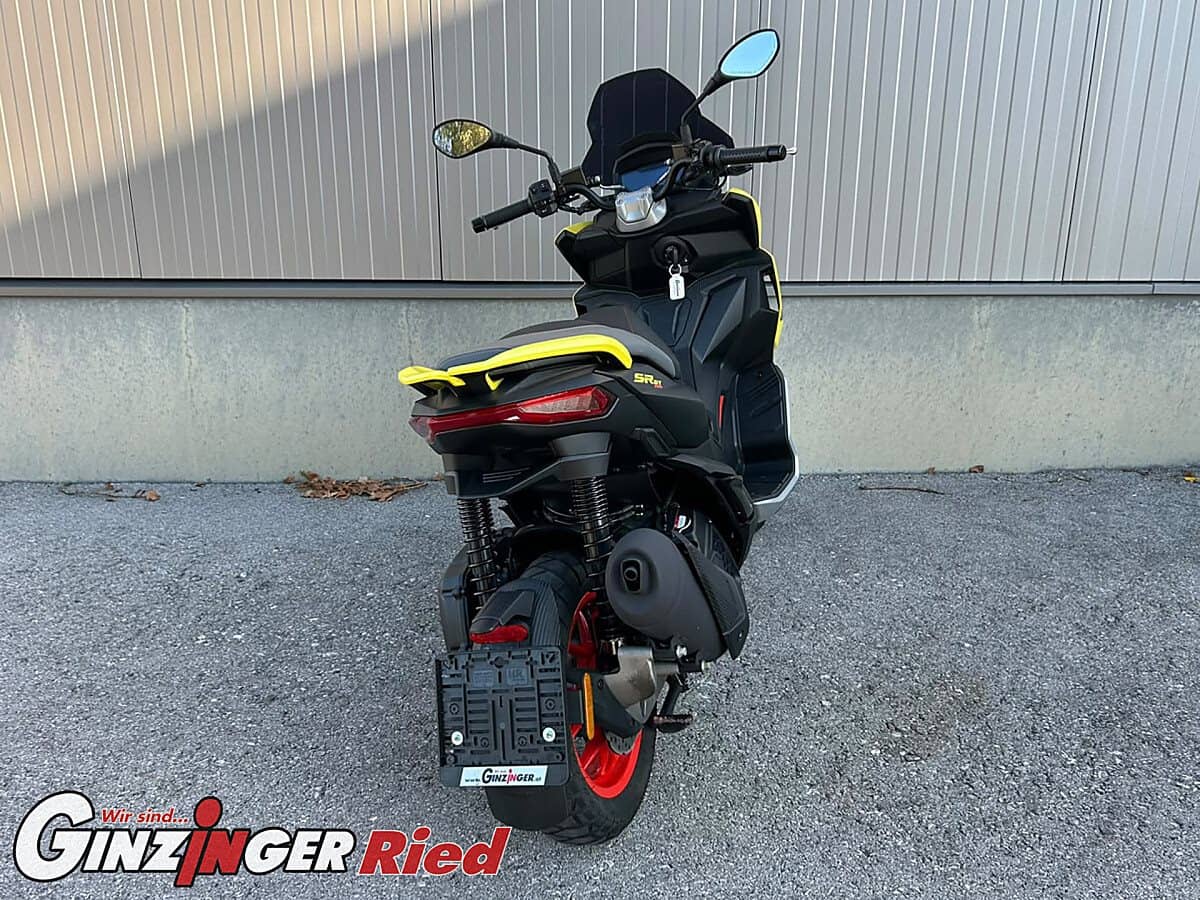 g-000362-g_W3620539_4-aprilia-sr-gt-200-639275456527938330