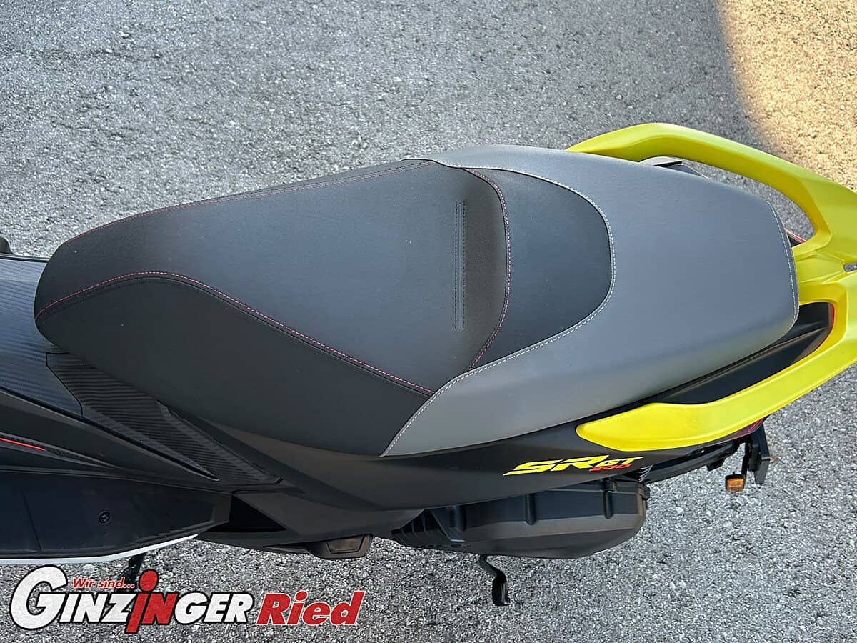 g-000362-g_W3620539_7-aprilia-sr-gt-200-639275456530858430