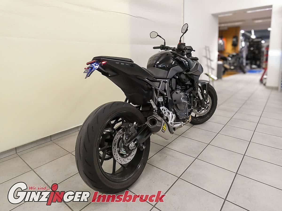 g-000362-g_W3620775_5-suzuki-gsx8s-639278970908666300