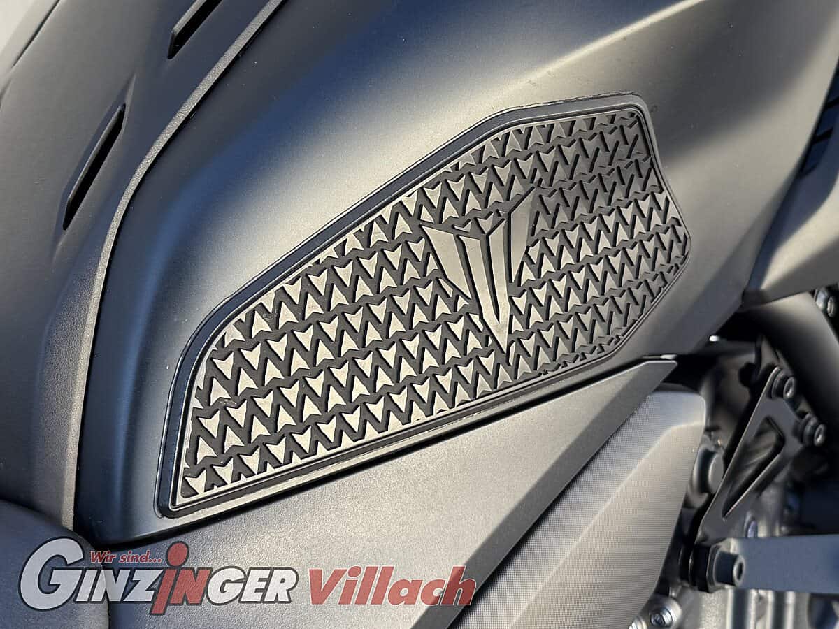 g-000362-g_W3621969_14-yamaha-mt-07-akrapovic-a2-fuehrerscheintauglich-639278973982296140
