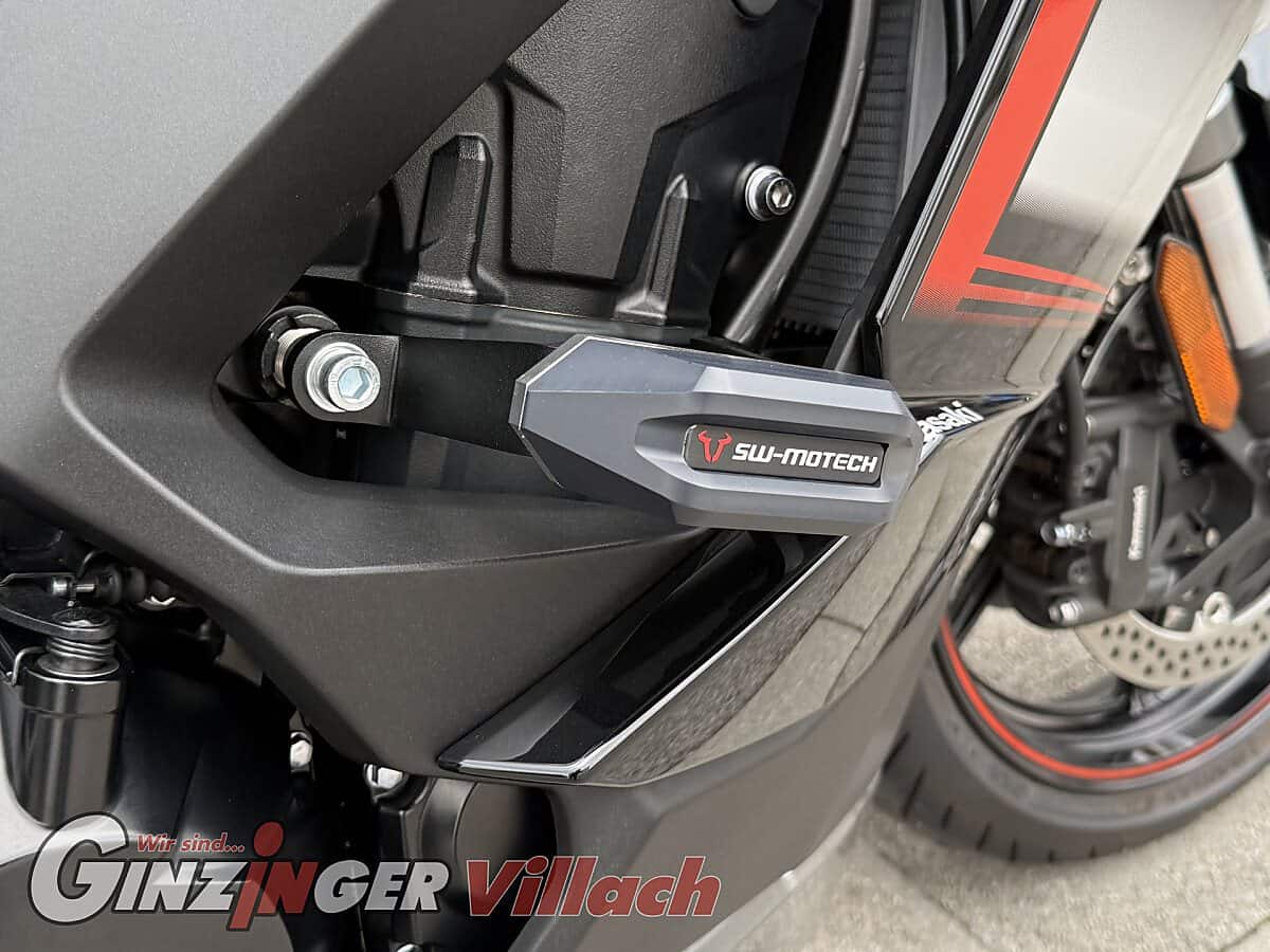 g-000362-g_W3623537_10-kawasaki-ninja-1000-sx-639280983337827860