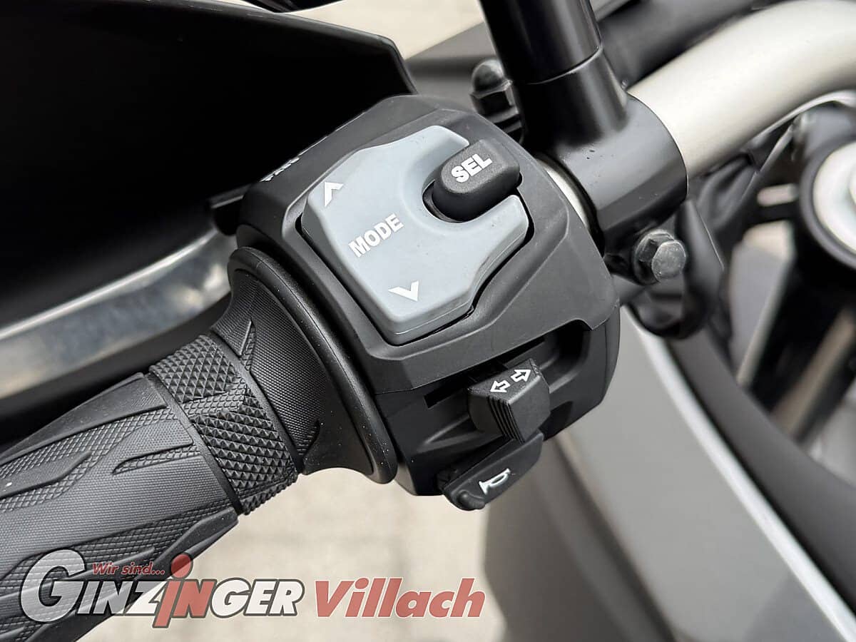 g-000362-g_W3623850_12-suzuki-v-strom-650-xt-639281453545725190