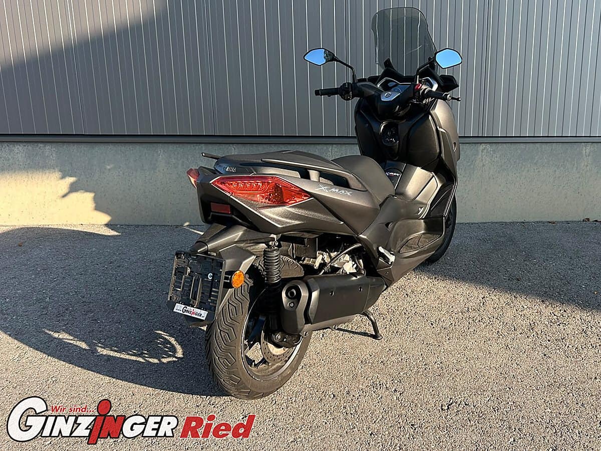 g-000362-g_W3623856_4-yamaha-x-max-300-639281454626845200