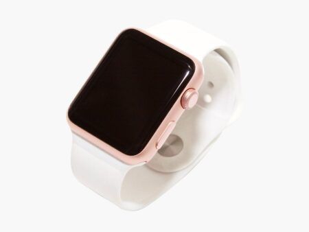 Apple Watch Series 2 Rosegold Aluminum Case with White Sport Band