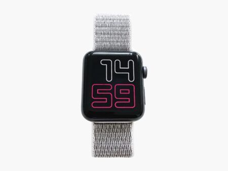 Apple Watch Series 2 Silver Aluminum Case with White Sport Band