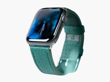 Apple Watch Series 5 Space Gray Aluminum Case with Green Leather Strap