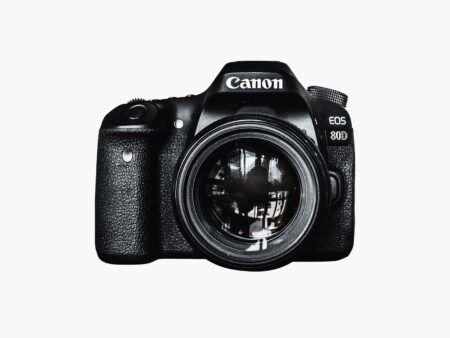 Canon EOS 80D DSLR + EF S 18-55 mm